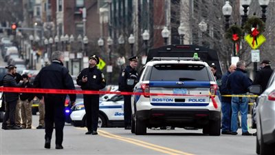 سيارة كانت في انتظاره.. القبض على إيراني يحمل 