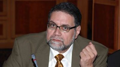 مختار نوح: الإخوان رقصوا مع دوللي شاهين.. وتركيا ملكة العري في العالم