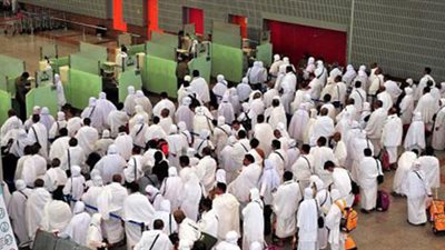 مطار القاهرة يستقبل 459 أفريقيا وأجنبيا من حجاج الترانزيت