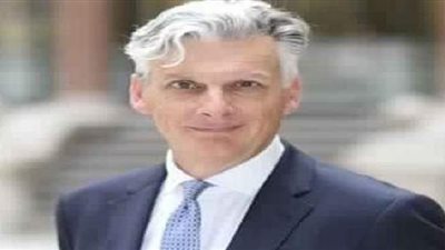 انبهار سفير بريطانيا بقبة ضريح الإمام الشافعي بعد ترميمها | صور