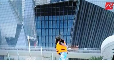 ضحك هستيري لـ«جميلة عوض» بعد اكتشاف مقلب رامز جلال | فيديو