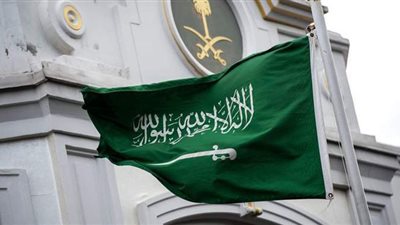 السعودية تلزم القادمين بغرض السياحة والعمرة بإجراءات جديدة بخصوص كورونا