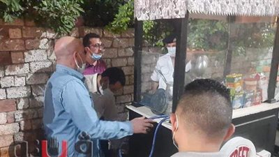 تشميع 2 كافيه وضبط 14 شيشة في حملة بالزقازيق