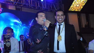 إيهاب توفيق والليثي يشعلان أجواء 