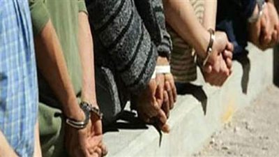 ضبط 5 عناصر إجرامية بتهمة غسل 15  مليون جنيه من تجارة المخدرات بالسويس