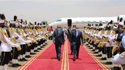 الرئيس الإريتري يزور السودان لبحث أزمة سد النهضة