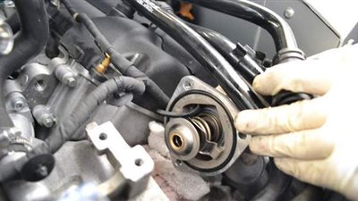 احذر من نصائح فني السيارات بإزالة ثرموستات الكوعة