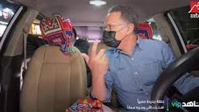 مبروك عطية يحرج شابا بسبب لحيته.. والأخير يرد بمقولة للسيدة عائشة | فيديو