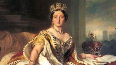 بيع سراويل الملكة فيكتوريا لإنقاذ المتحف البريطاني من الإفلاس