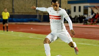 كارتيرون يطمئن على جاهزية عبد الشافي قبل مواجهة سموحة