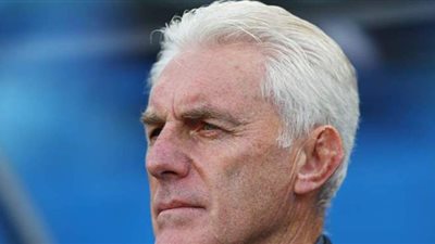 قطع الطريق علي موسيماني.. هوجو بروس مديرا فنيا لمنتخب جنوب أفريقيا