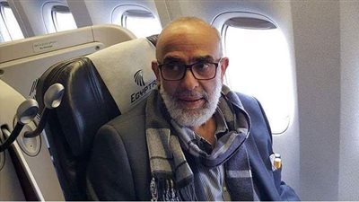 أشرف السعد يصل مطار القاهرة قادما من لندن