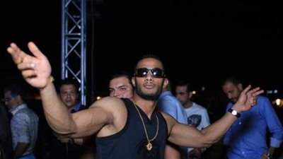 وسط تدافع الجمهور.. شاهد أحدث ظهور للفنان محمد رمضان