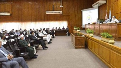 محافظ أسيوط يشدد على تكثيف حملات التعقيم ومتابعة المستشفيات | فيديو