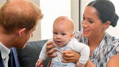 رسائل تهنئة من أفراد العائلة المالكة لنجل ميجان وهاري.. اعرف السبب