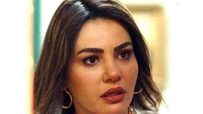 دينا فؤاد تؤكد نجوميتها المطلقة في «اللي مالوش كبير».. الجمهور يمنح «قدرية» صك التميز والنجاح ويشيد بأدائها وموهبتها الفنية