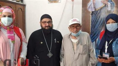 تسجيل أكبر معمر بكنيسة الأنبا بولا بالإسماعيلية خلال مبادرة التطعيم بلقاح كورونا