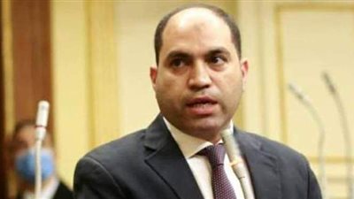 برلماني: قرار غلق المحال والمقاهي الساعة 9 مساء رسالة تحذيرية للمواطنين