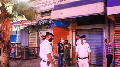 تشميع محلين وتحرير محاضر مخالفة مواعيد الغلق بمطروح