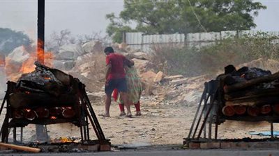زيادة فاقت الخيال.. الهند تحطم الأرقام القياسية في إصابات ووفيات كورونا اليومية