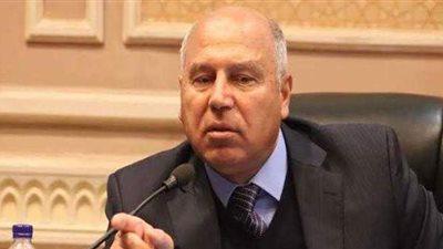 وزير النقل يتابع مشروع تطوير ميناء دمياط البحري