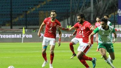 مروان محسن يعاني من شد خفيف في السمانة