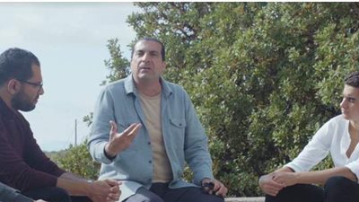 للمتزوجين.. عمرو خالد يوضح كيفية الحفاظ على الحب والعاطفة