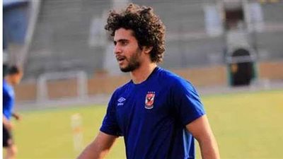 فى عيد ميلاده الـ23.. محمد محمود أمل جماهير الأهلي في خط الوسط