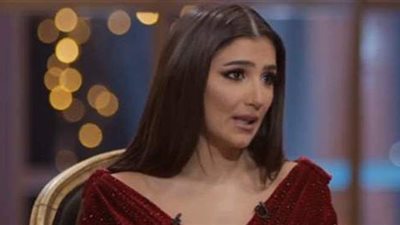 مي عمر تبكي بعد هجوم عمرو عرفة عليها: صدمة غريبة | فيديو