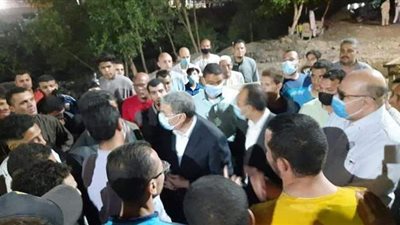 ارتفاع عدد ضحايا الصرف بالمنيا لـ6 وفيات و13 مصابا.. والمحافظ ينتقل لموقع الحادث | صور