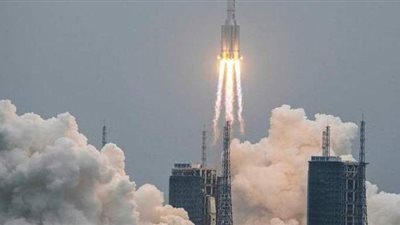 ما مصير الحطام الفضائي للصاروخ الصيني الخارج عن السيطرة؟