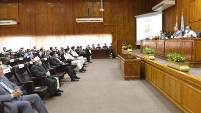 تخصيص 4 قطع أراض لإنشاء مدارس ومركز شرطة ومحطة صرف بأسيوط