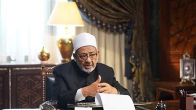 شيخ الأزهر يحسم الجدل حول أهم 7 قضايا تخص المرأة: يجوز للمرأة السفر دون ولى.. وشغل المناصب القيادية.. والطلاق التعسفى حرام شرعا