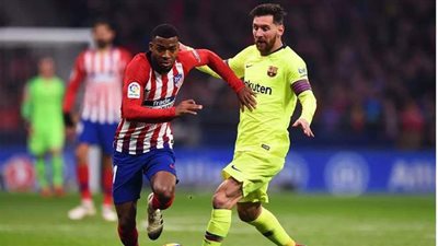 برشلونة ضد أتلتيكو مدريد.. شوط أول سلبي