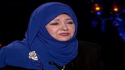 عفاف شعيب: أنا محجبة وملتزمة بس شايفه الرقص أيام نجوى فؤاد محترم | فيديو