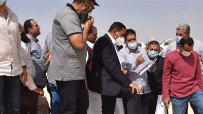 محافظ مطروح يتفقد مسار مشروع دلتا مصر الجديدة شرق المحافظة