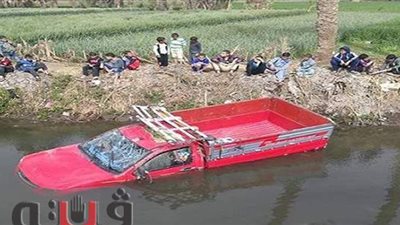 سقوط سيارة بترعة الفؤادية في قنا