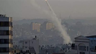 إطلاق قذائف صاروخية من قطاع غزة باتجاه عسقلان