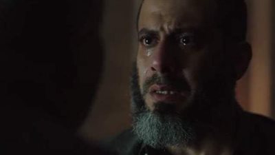 محمد فراج يتصدر تويتر بعد مشهده في لعبة نيوتن.. والجمهور: أداء عبقري