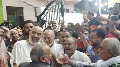 بالمزمار والطبل البلدي.. أول لقاء بين أشرف السعد وأبناء قريته بالدقهلية | صور