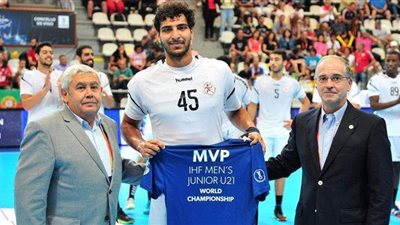 سيف الدرع يقترب من 