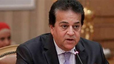 تدريب ٧٥٠٠ عضو هيئة تدريس بكليات القطاع الطبي على الاختبارات الإلكترونية