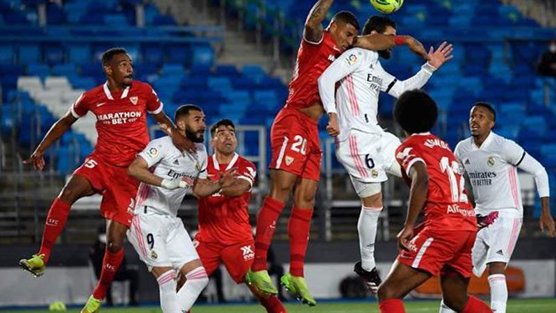 ريال مدريد وإشبيلية