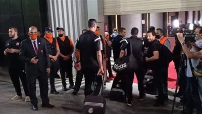 الأهلى يصل استاد القاهرة استعدادا لمواجهة الزمالك