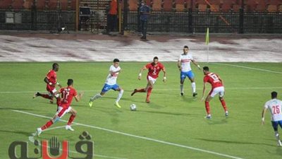 التعادل السلبي يسيطر على مباراة الأهلي والزمالك بعد 30 دقيقة