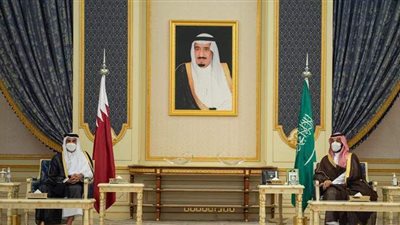 سبحان مغير الأحوال.. ولي عهد السعودية يستقبل أمير قطر في جدة | فيديو وصور