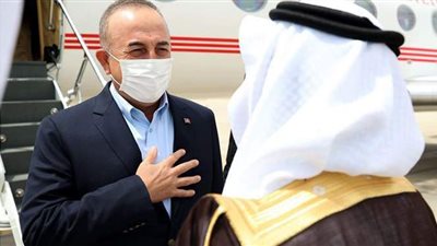 تزامنا مع زيارة تميم.. وزير خارجية تركيا يصل السعودية