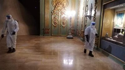 8 صور ترصد تعقيم وتطهير متحف شرم الشيخ