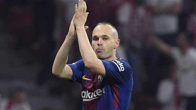 إنييستا يعلن استمراره في الدوري الياباني