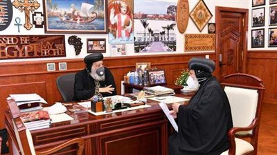 البابا تواضروس يناقش الأمور الرعوية بمطرانية أبوتيج